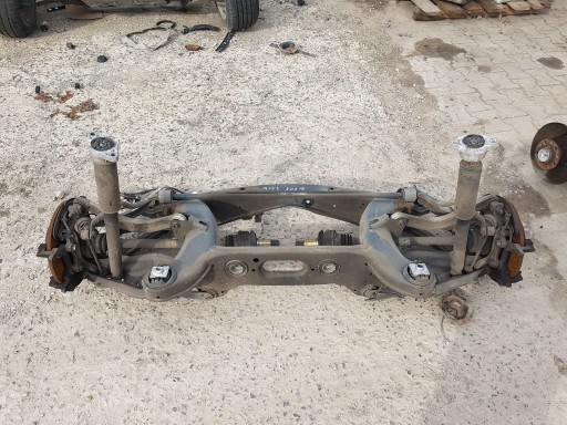 Mercedes c class w205 2.2cdi задняя балка подвески