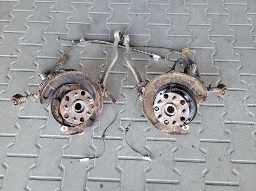 swing of the pivot rear part rear left right LEXUS IS III 300 H 2.5