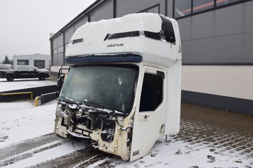 СПАЛЬНАЯ КАБИНА С КУРЯТНИКОМ DAF LF