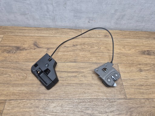 BMW E90 F30 F32 E60 lock ZATRZASK OPARCIA KANAPY of the rear right 7112864
