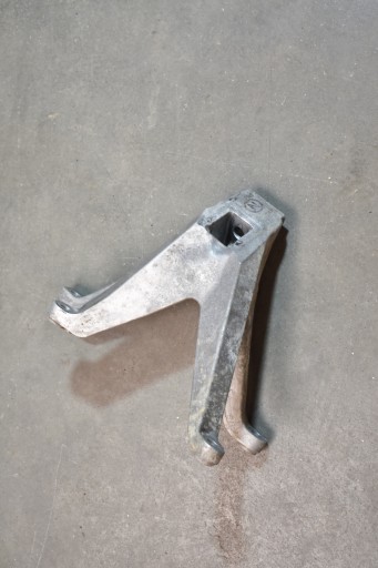 IDEALNA motortartó BMW F90 F91 F92 F93 1