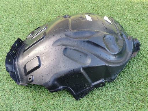 A2068840400 - MERCEDES C CLASS 206 АРКА ПРАВОГО КОЛЕСА целая!