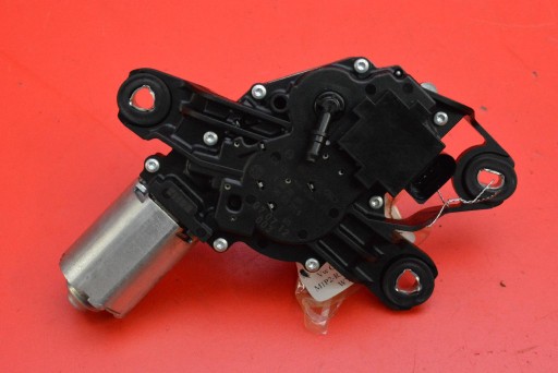 Motor des Scheibenwischers heck 5M0955711B 0390201809 VW GOLF 5 V PLUS 04-09
