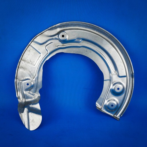 Blende Abdeckung tarczy hamulcowej vorne rechts BMW 5 G30 34106861798 6861798 59km