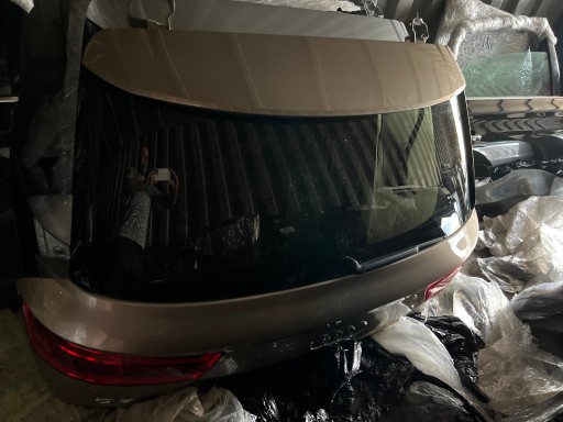 LC1Y - Audi q7 4m prelift 2015-… базовый цвет задней коротки