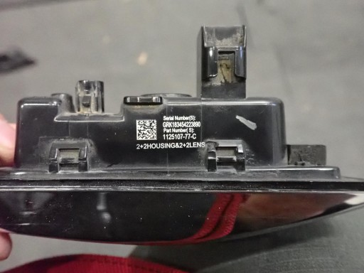 Blinkerleuchte des Kotflügels rechts kamera TESLA S 2013- 1125107-77-C
