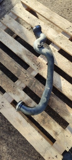 pipe of the intercooler AUDI A4 B8 A5 8K0145673AN