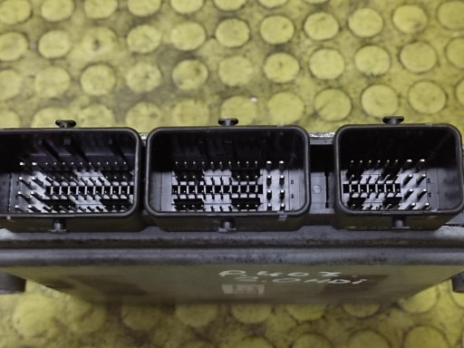 PEUGEOT 407 2.0 HDI control unit of the engine 9661835480