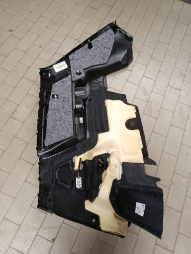 upholstery side boot rear part side right Renault Espace VI 933005846R