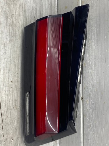 BMW G30 LIFT LCI Licht links heck für die Heckklappe 5A38AF1