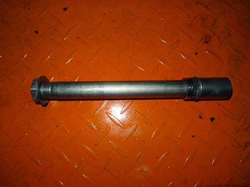 43901214206 - YAMAHA MT 10 18r ось переднего колеса