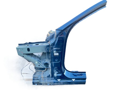 quarter FARTUCH quarter left front MERCEDES W205 C-KLASA 040