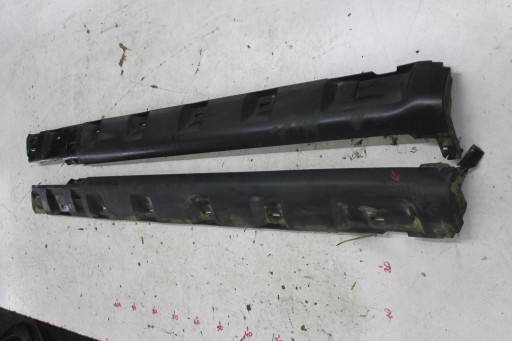 moulding cap threshold right 764260776R SANDERO II STEPWAY LIFT HB 17-20