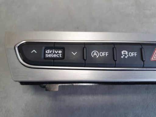 Audi Q7 4M panel przyciskow 4M0925301B