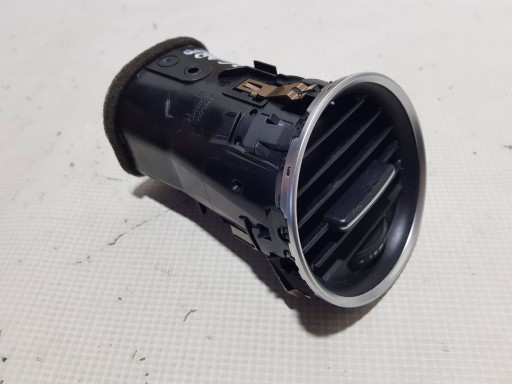 MERCEDES W204 LIFT grid air conditioning devices left right central