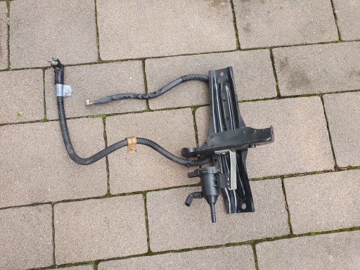 B-KA2465405933 A2466203023 - B-класс W246 CLA W117 KLEMA клапан кронштейн 11-18