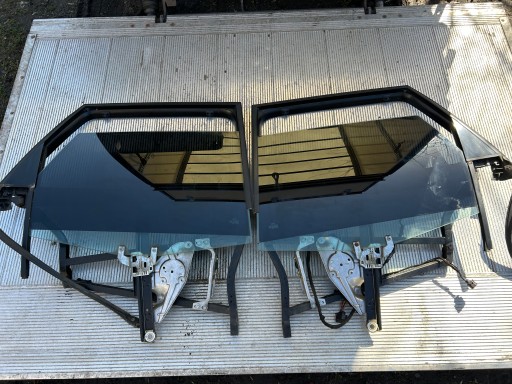 РАМА ЗАДНЕГО ОКНА ДЛЯ РОЛЬСТАВНИ AUDI A6 C5 COMBI