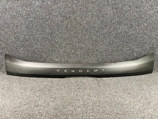 PEUGEOT 208 II НАКЛАДКА БАГАЖНИКА 9823234380