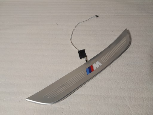 BMW 7 G11 LCI moulding threshold LED m-packet 8061043