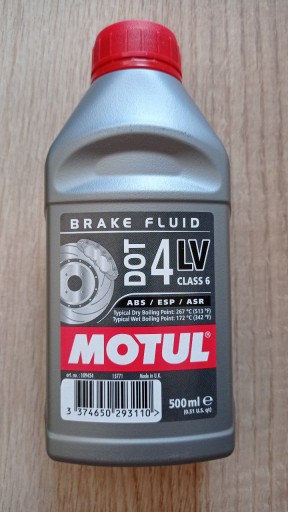 Motul DOT 4 LV Brake Fluid, 500ml 