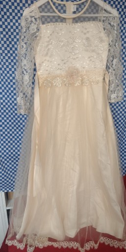 Елегантна офіційна довга весільна сукня