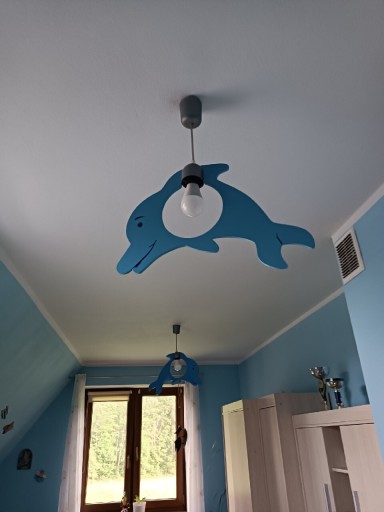 Два підвісних світильника з дельфінами