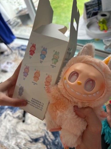 新品未開封 THE MONSTERS Big into Energy ぬいぐるみ THE MONSTERS Big into Energy シリーズ ぬいぐるみペンダント