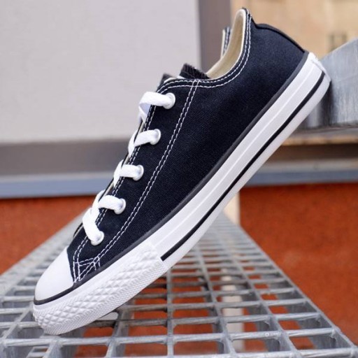 TRAMPKI dziecięce CONVERSE STAR 3J235 28,5