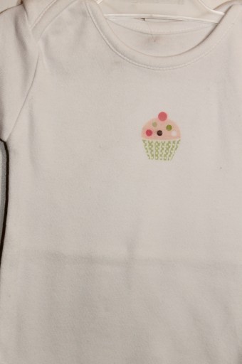 F&F body krótki rękaw 62-68 cm 3-6 m-cy NADRUK