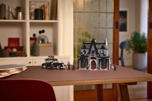 LEGO Wednesday 76786 Chatka Morticii