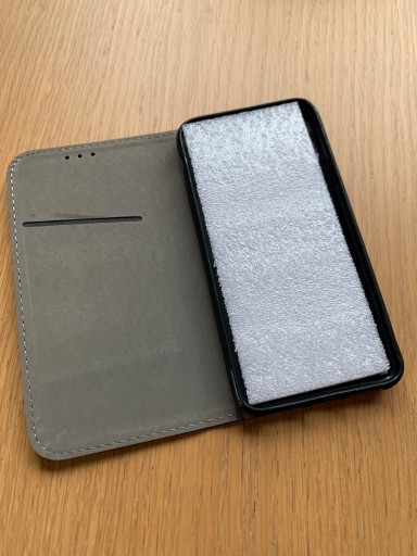 Zdjęcie oferty: Etui z klapką do iPhone X / Xs Etui czarny + Szkło hartowane