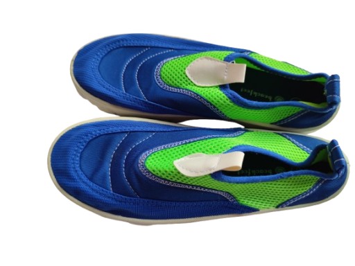 BUTY DO WODY JEŻOWCE ROZ.36 DŁ.WKŁ 23 CM__BEACH FEET