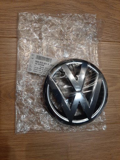 Zdjęcie oferty: LOGO ZNACZEK ZNAK EMBLEMAT ORYGINAŁ VW GOLF VI 5K0853601F