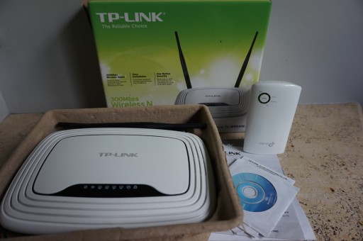 Zdjęcie oferty: Router TP-LINK TL-WR841N + EXTENDER TP-LINK WZMACNIACZ SYGNAŁU OKAZJA