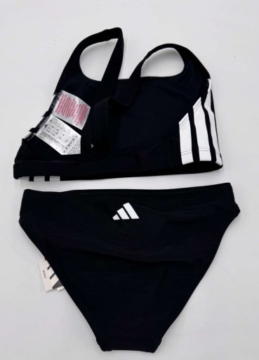 Adidas strój dwuczęściowy rozmiar 140