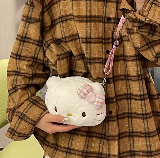 Torebka Hello Kitty pluszowa na ramię pluszak torba miś