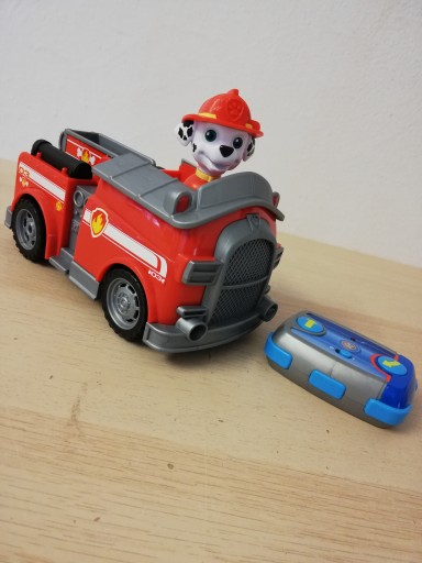 PSI PATROL MARSHALL WÓZ STRAŻACKI RC ZDALNIE STEROWANY POJAZD AUTO + PILOT