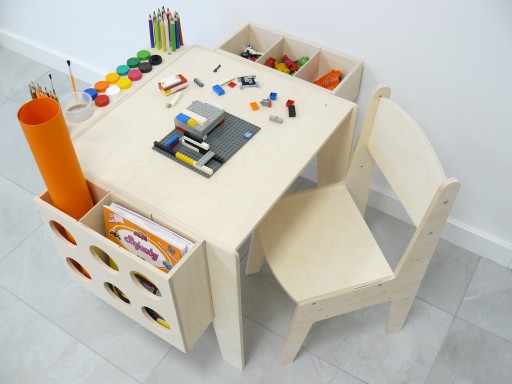 Stolik z krzesełkiem DREWNIANE WYROBY 52x50 cm naturalne + organizery