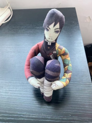 MASKOTKA DEMON SLAYER MUGEN TRAIN PLUSZOWE ZABAWKI W STYLU ABSTRAKCYJNYM 1X