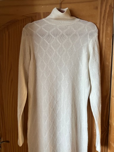 Zdjęcie oferty: RICH&ROYAL piękna niepowtarzalna sukienka /M/L/ wełna kaszmir biel