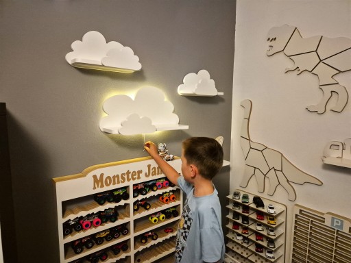 Półki chmurki lampka nocna świecąca poświata na ścianę do pokoju dziecka