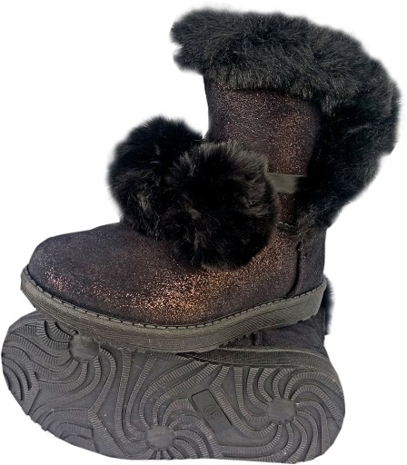 Kozaczki pompony wsuwane r33 21,2 czarne P5-161