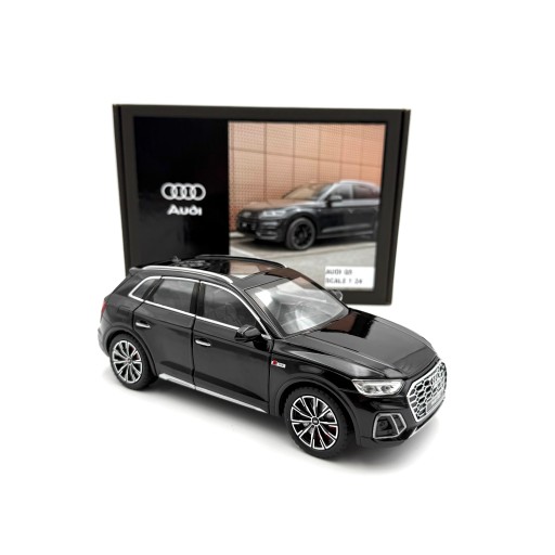 Model samochodu Audi Q5 S-line w skali 1:24