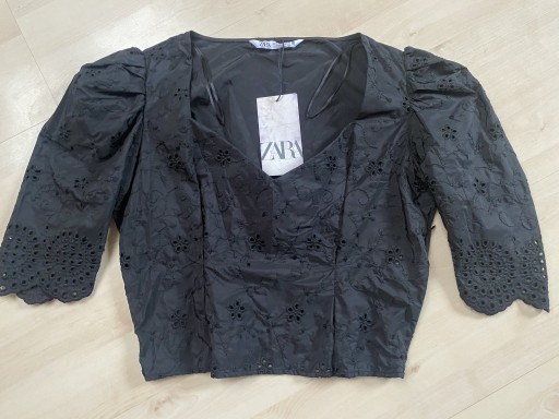 Zdjęcie oferty: Bluzka Zara czarna , haft M