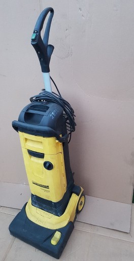 Zdjęcie oferty: KARCHER BR 30/4 C szorowarka do podłóg 2010 r.