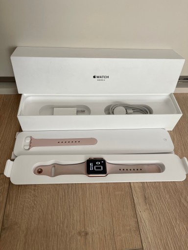 Zdjęcie oferty: Apple Watch 38mm Series 3