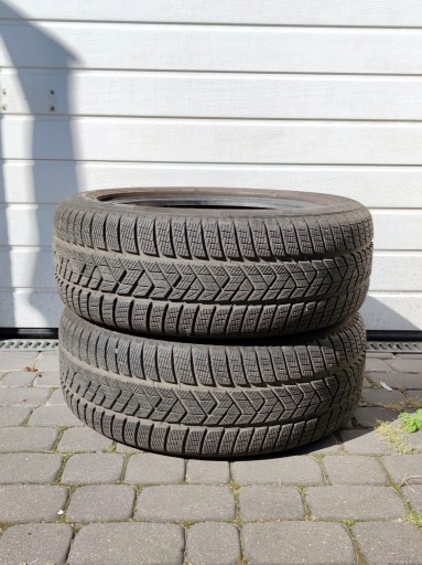 Zdjęcie oferty: Opony zimowe Pirelli Scorpion 235/55R19 rok 2022