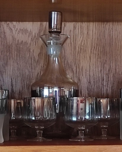 Zdjęcie oferty: Komplet karafka kieliszki szklanki platyna srebrna