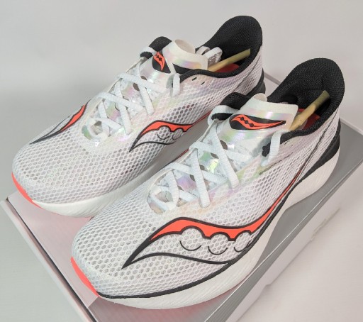 Zdjęcie oferty: Saucony Endorphin Pro 3 rozm 44,5 startowe carbon 