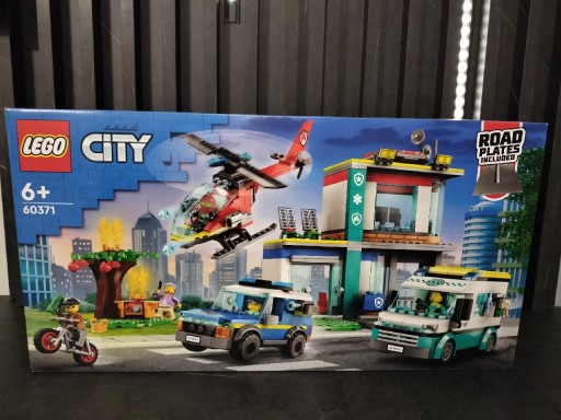Zdjęcie oferty: LEGO City 60371 Parking dla pojazdów +gratis